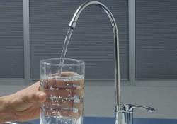 Kışın, yağlı ve şekerli besin yerine bol sıvı alınmalı