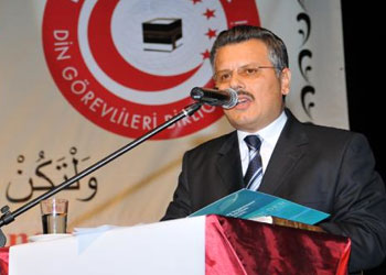 Devlet din dersinde en sağlıklı bilgiyi vermeli