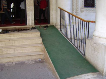 Camilerde engelliler için yeni düzenleme