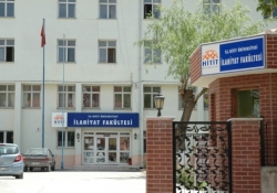 Din dersi öğretmenleri ilahiyattan yetişecek