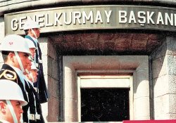 'Balyoz tutuklularına yeni görev, zafiyet oluşturur'