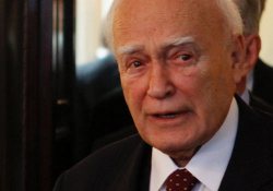 Türkler, Ermenileri de bizi de katletti