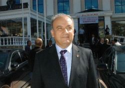 Devlet cemevlerini ibadethane olarak kabul etmeli