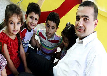 Çocukla iletişimde Peygamberimizi örnek alın