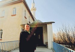 İmamdan uyuşturucu ve teröre karşı kitap kampanyası