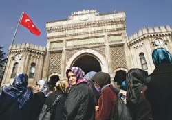 Üniversitede artık türbana engel yok.