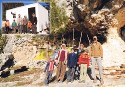 Ayşe'nin başarısı, ailesini mağaradan kurtardı
