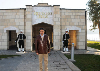 Manevi şahsiyetler bizi bir araya getiriyor