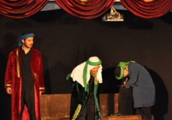 'O'nu beklerken' oyunu izleyenleri derinden etkiledi