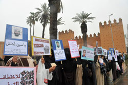 Fas'ta da özgürlük gösterileri başladı