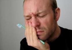 ‘Diş çürükleri beyin absesine sebep olabiliyor’