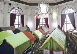 Türbe restorasyonları bu yıl sona erecek