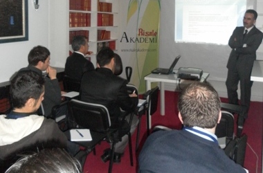 Said Nursi bilimi Risale-i Nur’la sentezledi