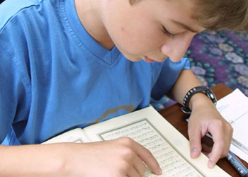 Karma eğitim ve Kur'an kursu engeli kalkmalı