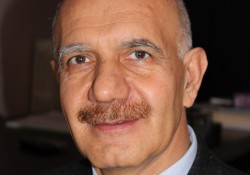 Aksoy'dan 'Atomlar Dünyası' semineri