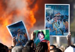 Türkiye, Kaddafi ile köprüleri atıyor