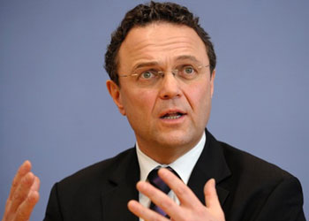 Müslümanlardan yardım istedi