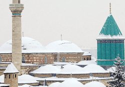 Konya'nın altı kayıyor Mevlânâ Müzesi'ne acil önlem yolda