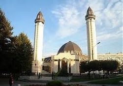 Uzmanlar Kafkasya'daki resmi İslami kurumları değerlendirdi