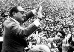 Adnan Menderes kabri başında anıldı