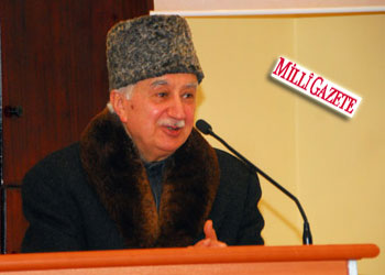 Risale-i Nur Kur'an'a hizmet metodudur