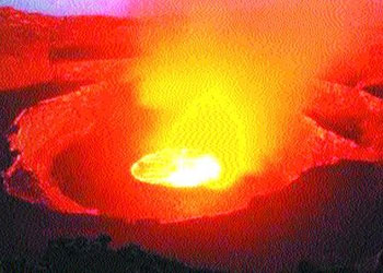 Dünyanın en aktif volkanından ilk görüntü