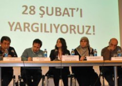 Bilgi Üniversitesi'nde '28 Şubat Darbesi Yargılandı'
