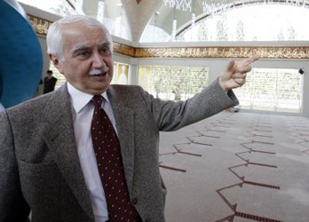 Kendini Nur talebeleriyle bir mi görüyorsun?