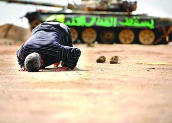 Cehpede Müminler seninle namaza dursun