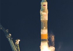 Gagarin'in anısına fırladılar