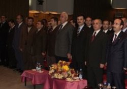İstiklal Marşı okunurken ayağa kalkmamanın cezası 5 ay hapis