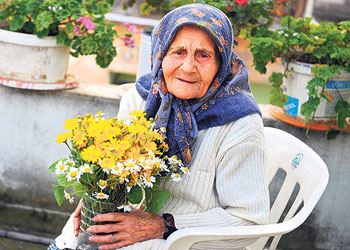 Yaşlanmak güzel bir de unutmak olmasa
