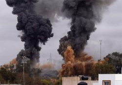 NATO uçakları Trablus'u bombaladı