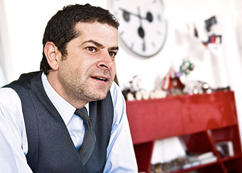 Bu coğrafyada başörtüyle nasıl dalga geçilir?