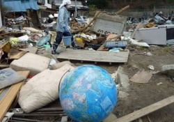 Japonya depreminin zararı 209 milyar dolara ulaştı