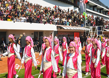 Yarın Okullar Tatil Olacak Mı? Resmi Daireler ve Okullar Yarım Gün Mü?