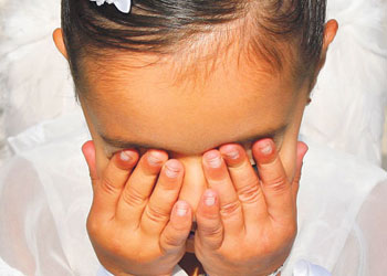 Çocuklar modanın oyuncağı olmasın