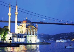 Tarihî Ortaköy Camii'ne 3 milyon liralık restorasyon