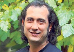 Kıraç'tan TV tepkisi: İnsanlığa hizmet etmiyor