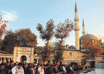 Fransa'ya Eyüp Sultan Meydanı
