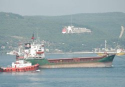 Çanakkale'ye gemiler gelmeye başladı