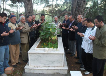 Ahireti hatırlama kahvaltısı ve ziyaret