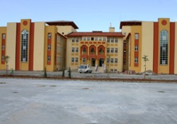 Anadolu Liseleri arada kaynadı