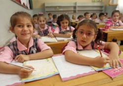 Öğrenciler artık çanta taşımayacak