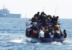 Yaklaşık bin Suriyeli Lübnan'a kaçtı