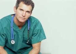 Her 150 hastaya bir enfeksiyon hemşiresi