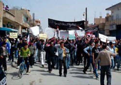 Suriye'de ölenlerin sayısı 900'ü aştı