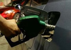 Benzine 8 kuruş zam geldi