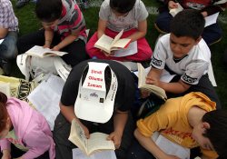 Malatya'da 22 bin kişilik kitap okuma rekoru