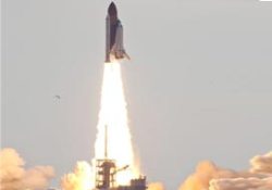 Endeavour, UUİ'ye kenetlendi